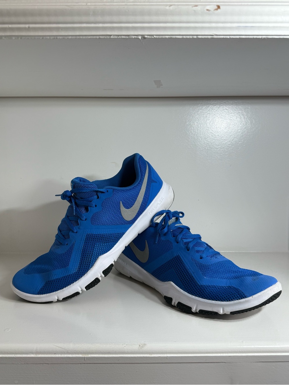 Nike Men's 12 Royal Blue Training Sneakers